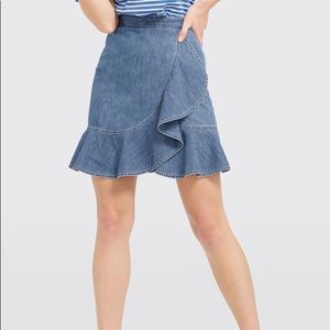 NWT Draper James Chambray Ruffle Denim Skirt🤍💙